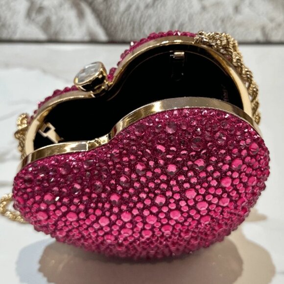 🎀Price Is Firm!🎀 Hot Pink Sparkling Heart-Shaped Crystal Handbag - Picture 2 of 3